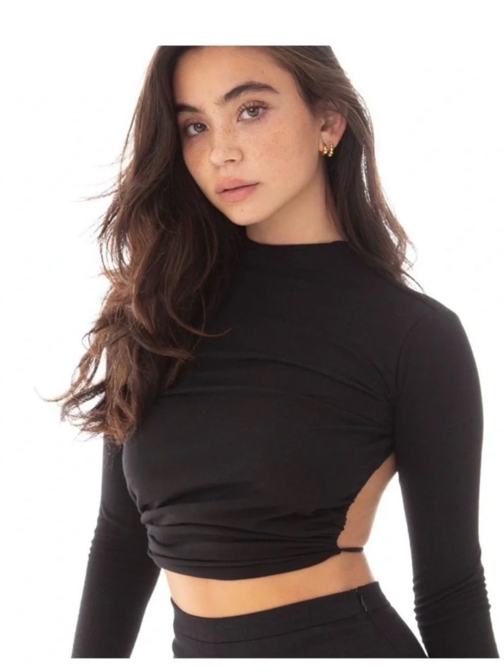 ARE YOU AM I Black Long-Sleeve Crop Top with Side Cutout